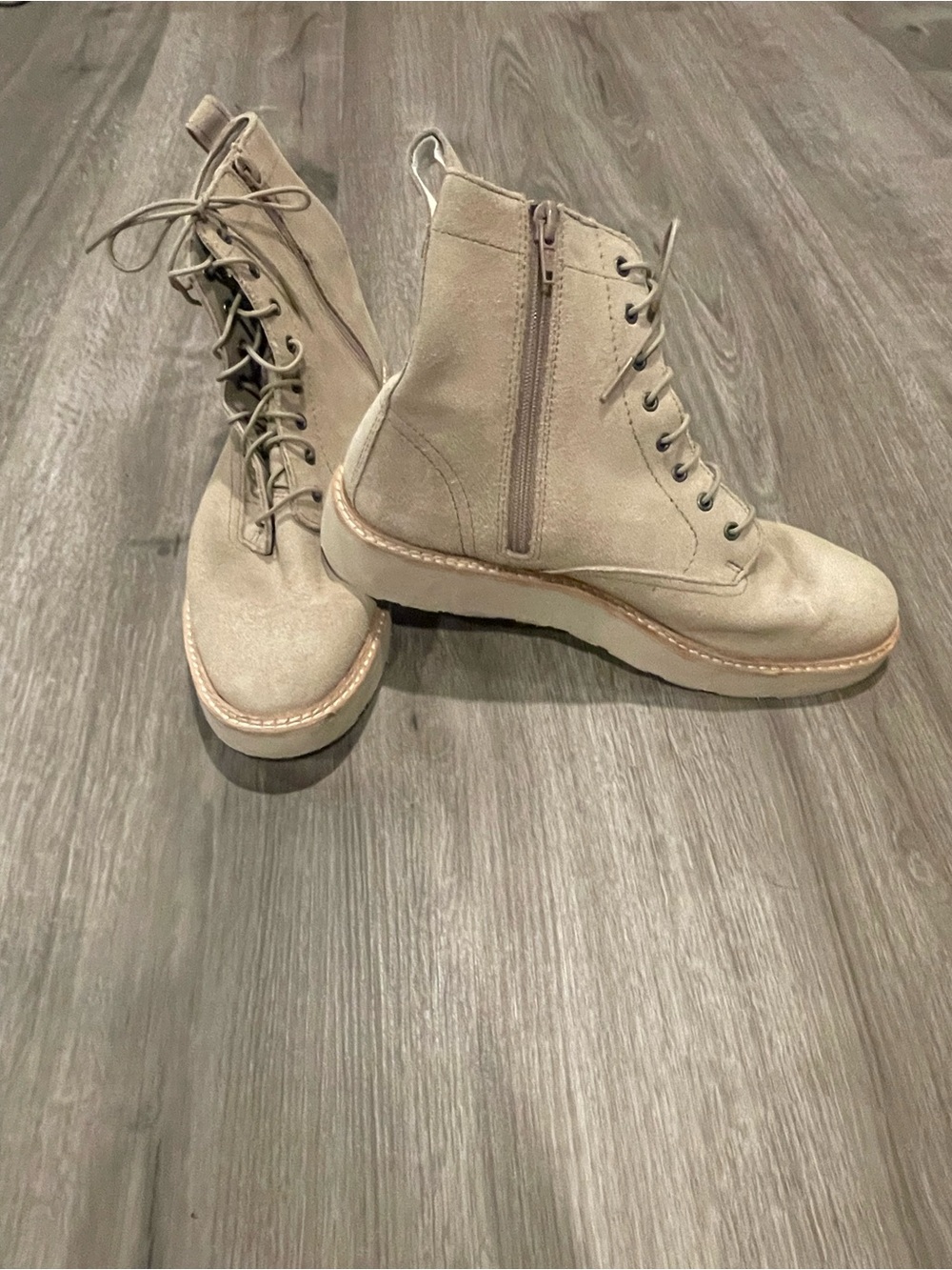 Clark’s Women's Lace-Up Side-Zip Suede Ankle Boots - Taupe